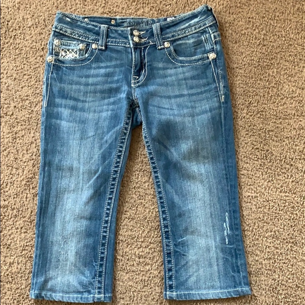 Miss Me Bermuda bedazzled light wash jean